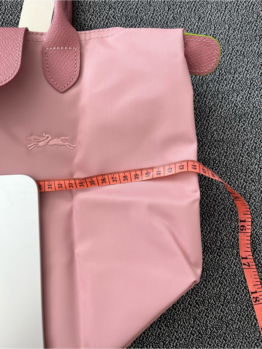 Longchamp Pink Foldable Tote with Top Flap large - Picture 4 of 8